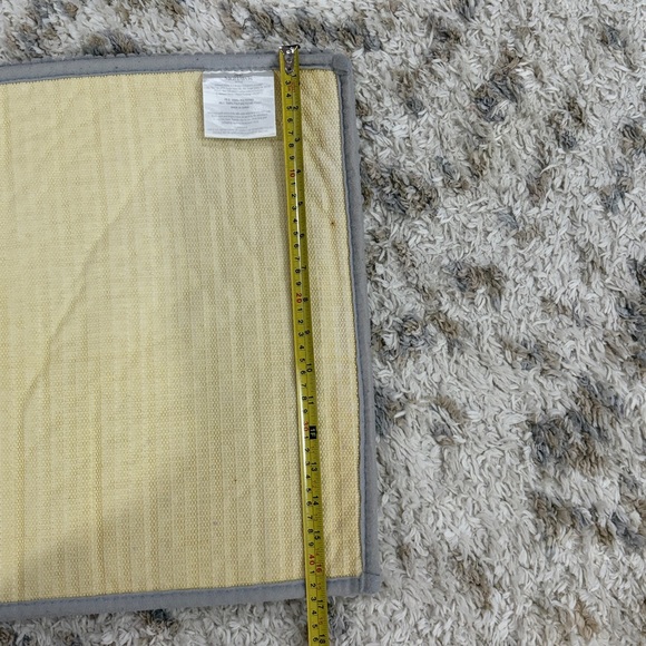 Mohawk Gray Textured Mat - Picture 5 of 5